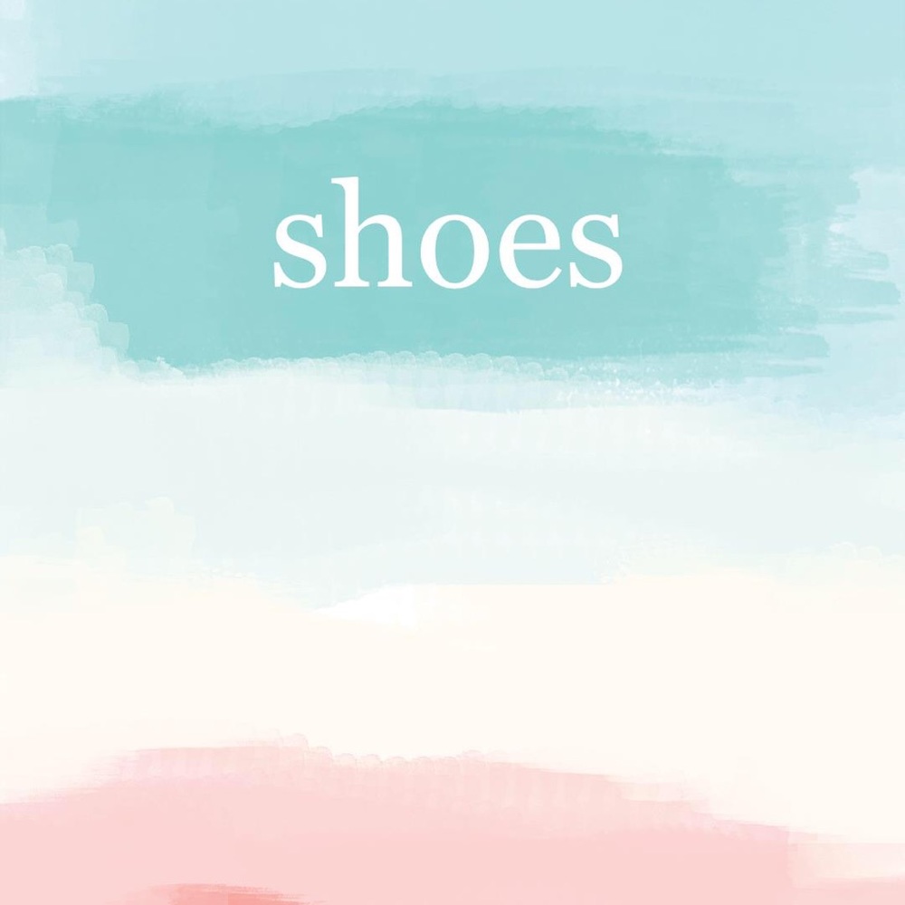 Ladies’ shoes
